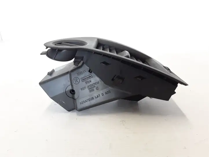 Renault Megane II (2006 - 2008) 7701055207 Боковой воздушный дефлектор — фото 3