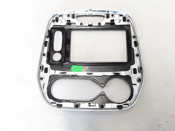 Renault Captur (2013 - 2020) 682701605r Отделка внутренней панели салона — фото 3