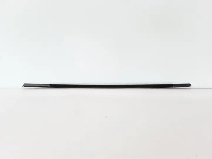 Volvo XC60 (2008 - 2013) 31385845 Молдинги задней двери — фото 2