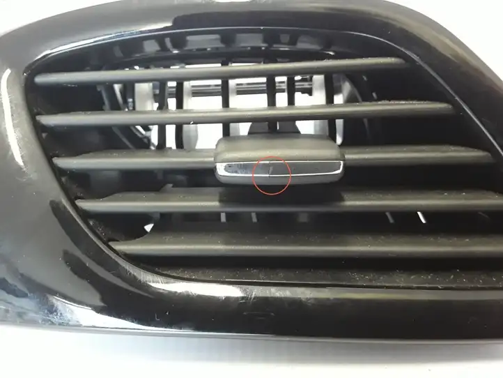 Renault Scenic III - Grand scenic III (2009 - 2016) 1012124 Боковой воздушный дефлектор — фото 4