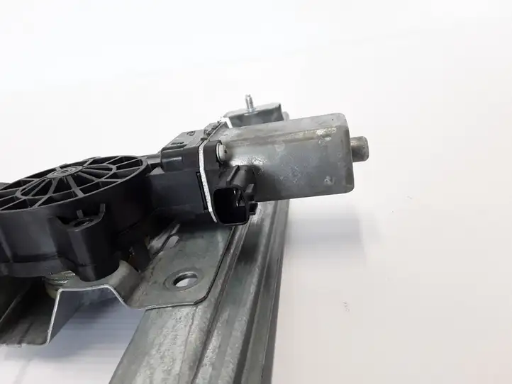 Renault Captur (2013 - 2020) 827009380R Стеклоподъемник задней двери без мотора — фото 2