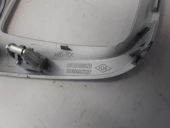 Dacia Lodgy (2012 - 2021)  682606882R Отделка внутренней панели