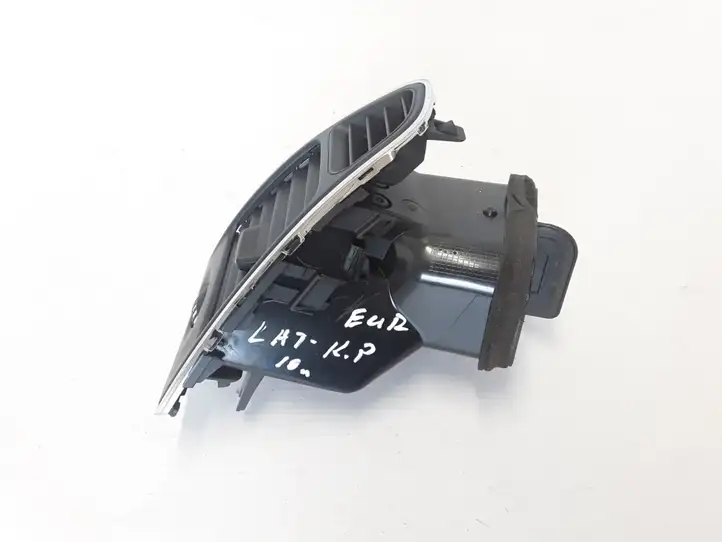 Renault Latitude (L70) (2010 - 2014) 687611851R Боковой воздушный дефлектор — фото 3