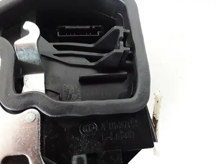 BMW 3 F30 F35 F31 (2012 - 2018) 7202147 Замок задней двери — фото 3
