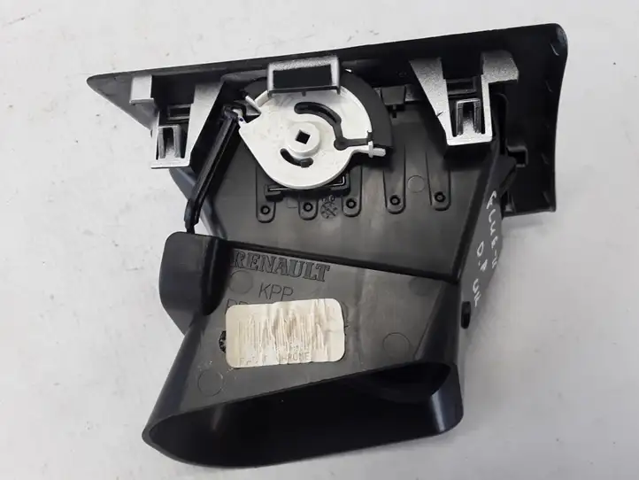 Renault Fluence (2009 - 2013) 687600378R Боковой воздушный дефлектор — фото 3