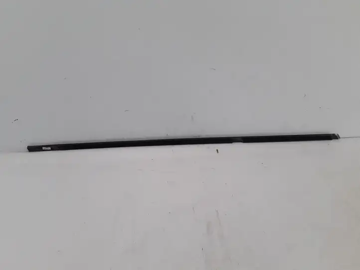 BMW 3 F30 F35 F31 (2012 - 2018) 51354858309 Молдинги задней двери — фото 2