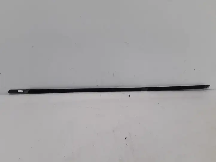 BMW 3 F30 F35 F31 (2012 - 2018) 51357298922 Молдинги задней двери — фото 2
