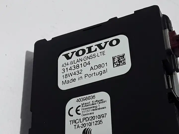 Volvo XC40 (2017 - ) 31438104 GPS антенна — фото 2