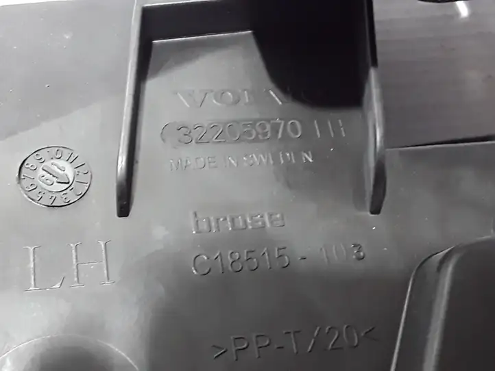 Volvo XC90 (2014 - 2019) 31391232 Другая часть кузова — фото 2