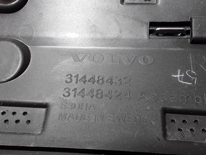 Volvo XC90 (2014 - 2019) 31448432 Молдинги задней двери — фото 5