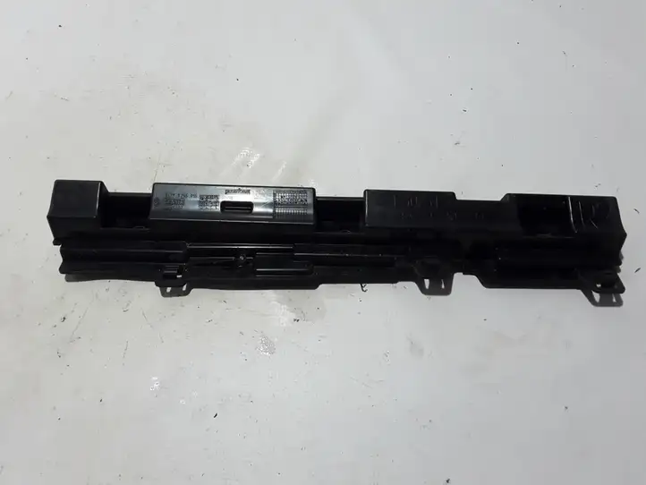 BMW 3 F30 F35 F31 (2012 - 2018) 7256916 Усилитель порога — фото 1