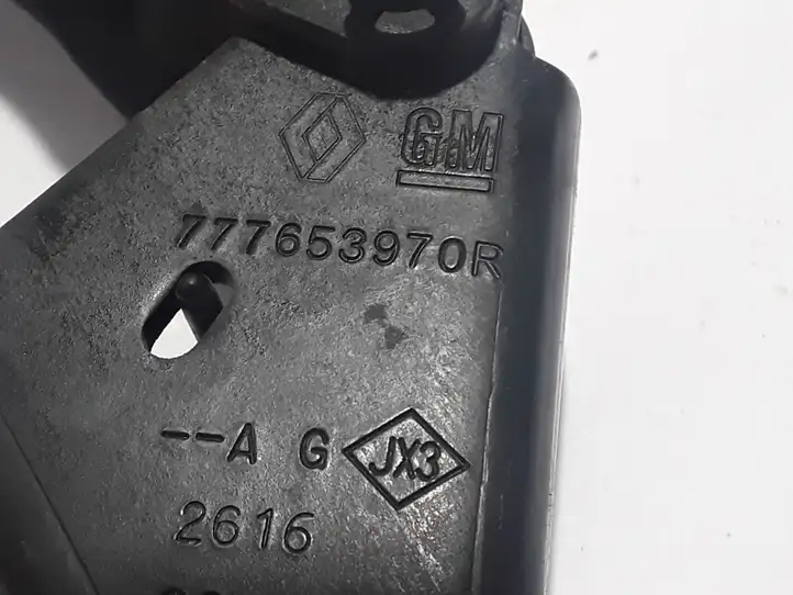 Opel Vivaro (2014 - 2018) 777653970R Средняя направляющая ролика раздвижной двери — фото 2