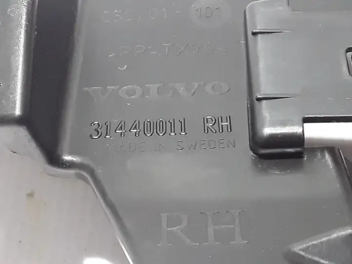 Volvo XC60 (2017 - ) 31440011 Другая часть кузова — фото 2