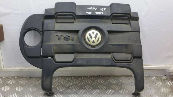 03C103925 Volkswagen Tiguan Variklio dangtis (apdaila)