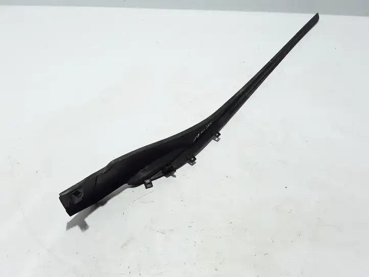Renault Latitude (L70) (2010 - 2014) 769110017R Накладка стоек лобового стекла — фото 2