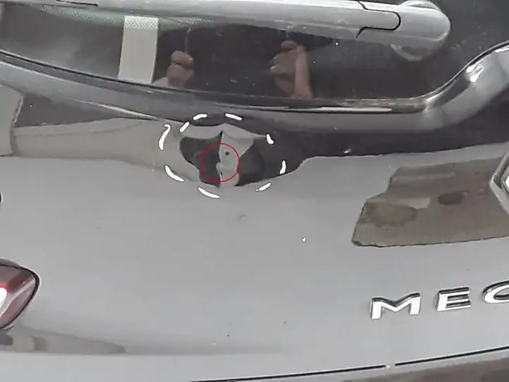 Renault Megane III (2009 - 2016) 901008394R Крышка багажника — фото 2