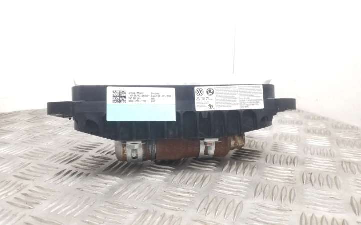 5K0880204 Volkswagen Tiguan Keleivio oro pagalvė