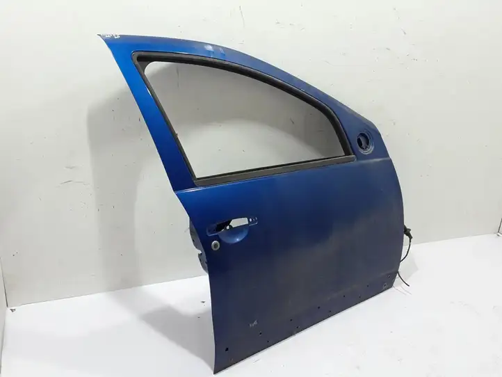 Dacia Sandero (2008 - 2012) 801006248R Передняя дверь — фото 3
