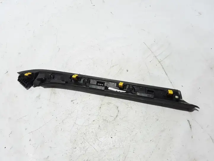 Renault Espace V (RFC) (2015 - 2019) 638750519R Молдинг крыла — фото 3