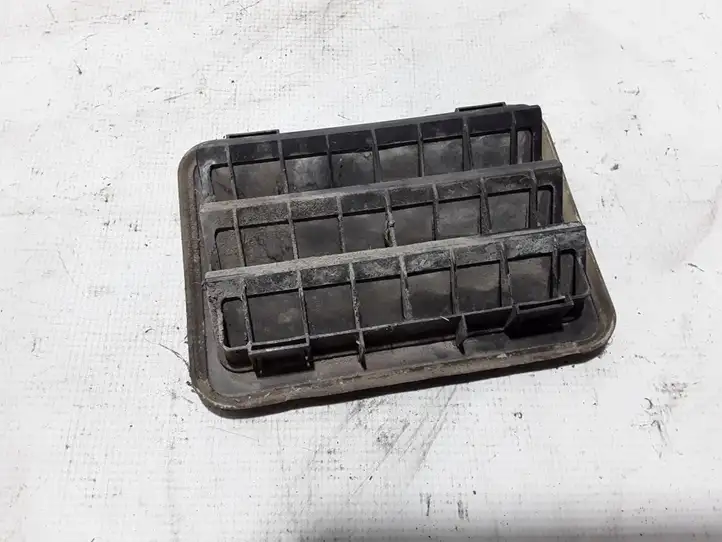 Nissan Pathfinder R51 (2005 - 2012) 76804EA500 Решетка в крыле — фото 2
