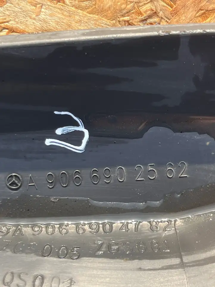 Mercedes-Benz Sprinter W906 (2006 - 2018) A9066902562 Молдинг крыла — фото 3