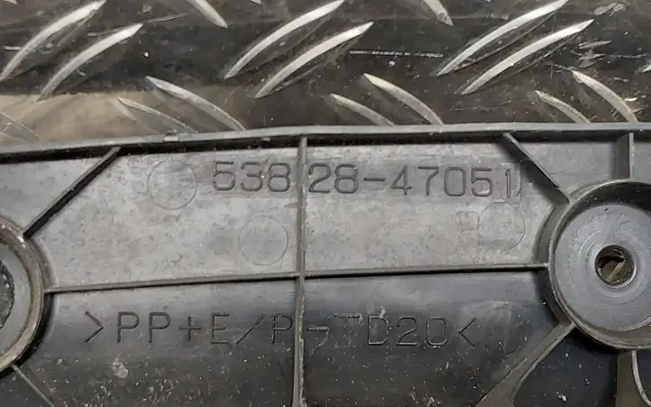 Toyota Prius+ (ZVW40) (2011 - 2018) 5382847051 Накладка крыла — фото 3