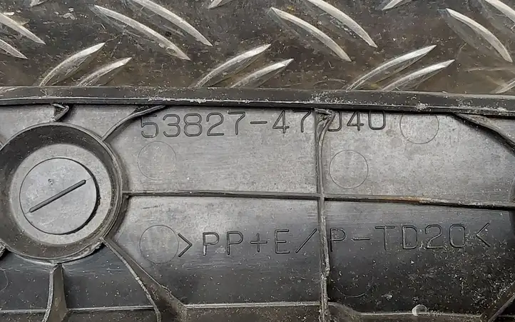 Toyota Prius+ (ZVW40) (2011 - 2018) 5382747040 Накладка крыла — фото 3