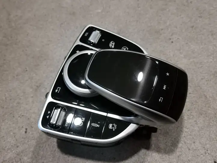 Mercedes-Benz C AMG W205 (2014 - ) A2059005915 Контроллер мультимедийной системы — фото 4
