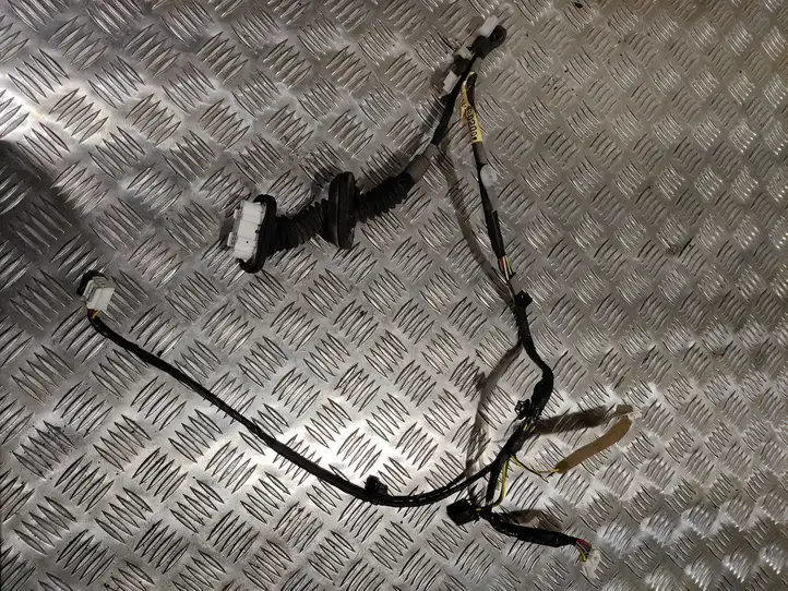 Toyota RAV 4 (XA30) (2006 - 2016) 8215442020D Проводка задней двери — фото 1