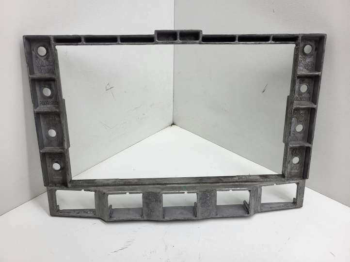 7L6857318 Volkswagen Touareg I Kita panelės detalė