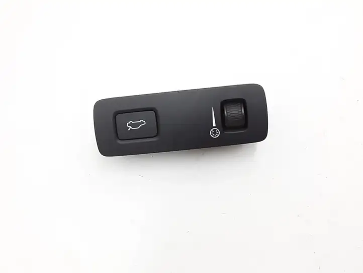Volvo XC90 (2014 - 2019) 31376510 Кнопка закрытия багажника — фото 1