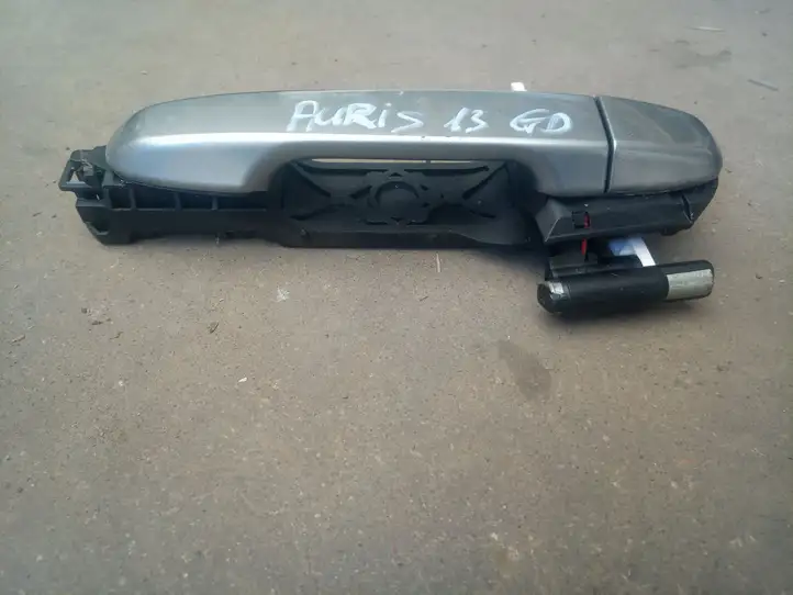 Toyota Auris E180 (2012 - 2018) Наружная ручка задней двери — фото 1