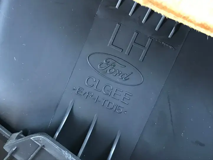 Ford Focus (2015 - 2019) F1EBA27406GB1F50 Обшивка задней двери — фото 11