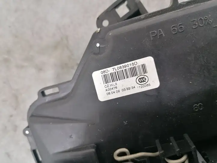 Skoda Octavia Mk2 (1Z) (2004 - 2013) 7L0839016D Замок задней двери — фото 2