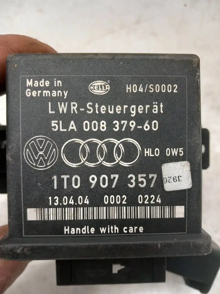 Volkswagen Touran I (2003 - 2010) 1T0907357 Блок управления светом — фото 2