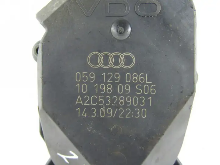 Audi A6 S6 C6 4F (2008 - 2011) Мотор привода люка — фото 4