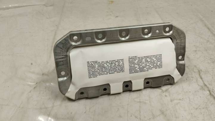 34089354 BMW 3 F30 F35 F31 Keleivio oro pagalvė