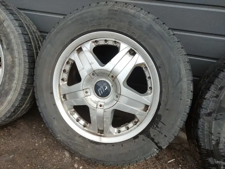 Land Rover Discovery 3 - LR3 (2004 - 2009) Легкосплавный колесный диск R18 — фото 2