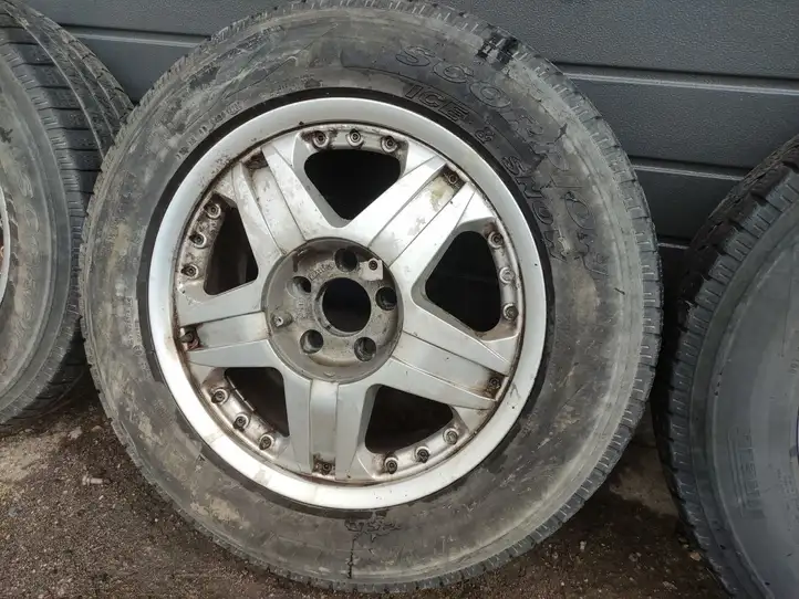 Land Rover Discovery 3 - LR3 (2004 - 2009) Легкосплавный колесный диск R18 — фото 6