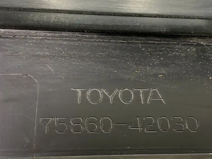 Toyota RAV 4 (XA50) (2018 - ) 7586042030 Порог кузова — фото 4