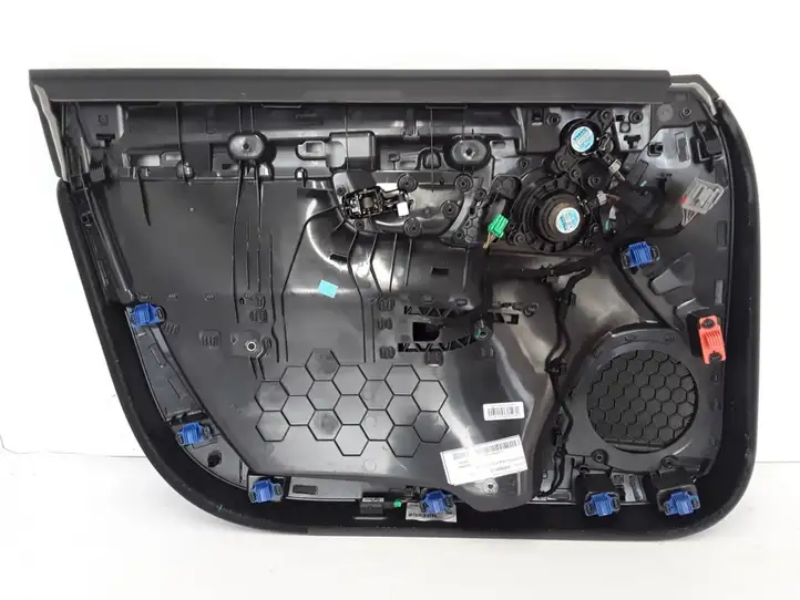 Volvo S90, V90 (2016 - 2020) Обшивка передней двери — фото 2