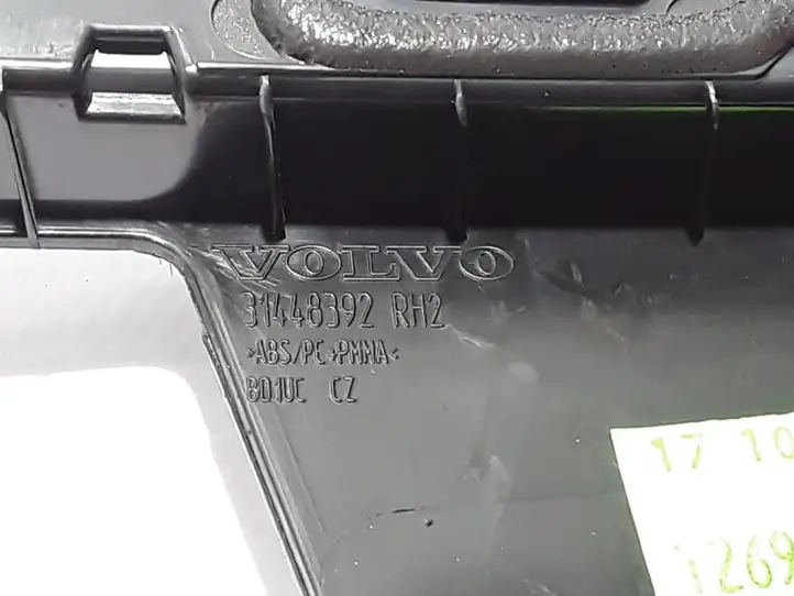 Volvo XC40 (2017 - ) 31448392 Накладка стекла передней двери — фото 3