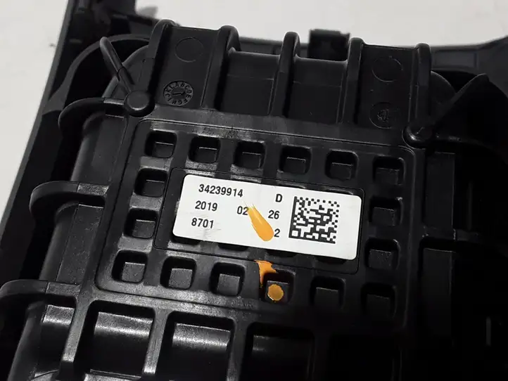 Dacia Duster (2017 - ) 34239914 Подушка безопасности пассажира — фото 2