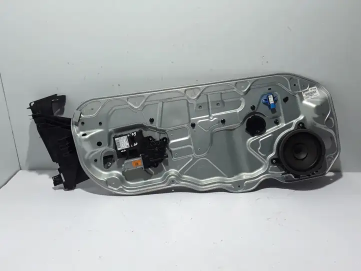 Volvo C30 (2007 - 2010) 8679978 Стеклоподъемник передней двери — фото 1
