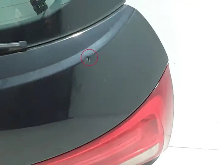 Audi A1 (2010 - 2014) 8X3827023 Крышка багажника — фото 4