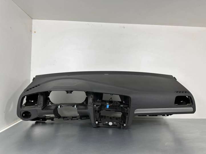 5G1858296 Volkswagen Golf VII Panelė