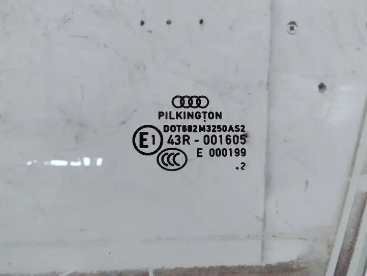 Audi A4 S4 B8 8K (2011 - 2015) Стекло передней двери — фото 2