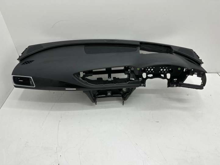 4G8857001L Audi A7 S7 4G Panelė