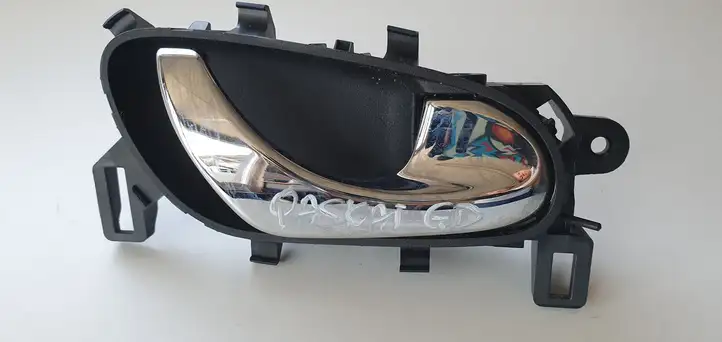 Nissan Qashqai (2013 - 2017) Внутренняя ручка задней двери — фото 1