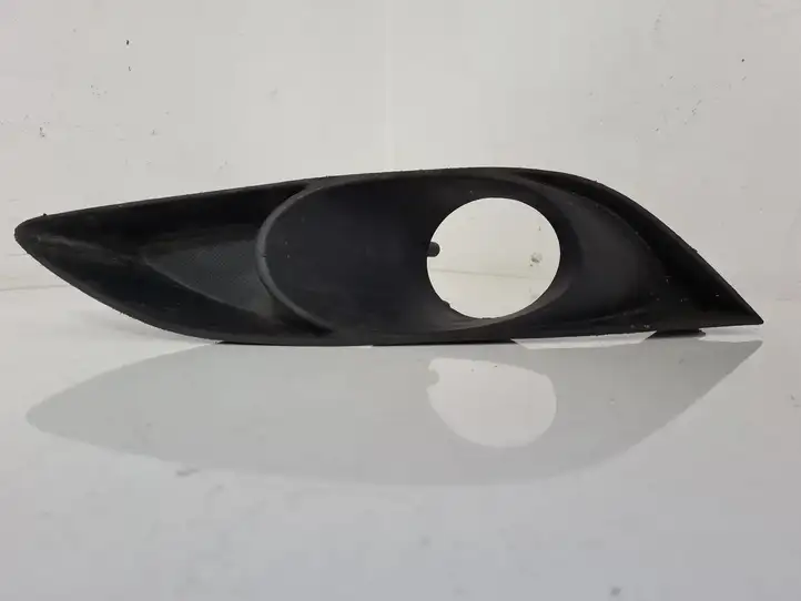 Toyota Auris 150 (2006 - 2012) 8148102050 Решетка противотуманной фары — фото 1